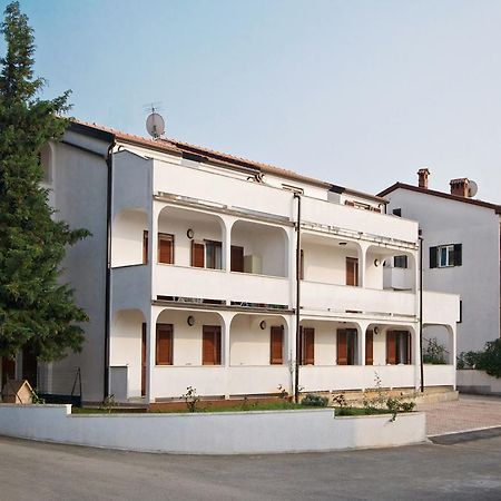 Apartments Ava Poreč Exteriör bild