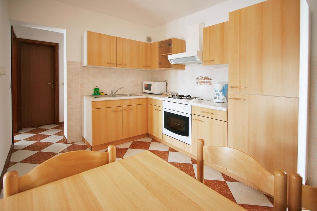 Apartments Ava Poreč Exteriör bild